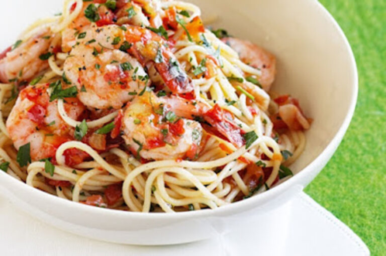 Prawns And Spinach Pasta Recipe
