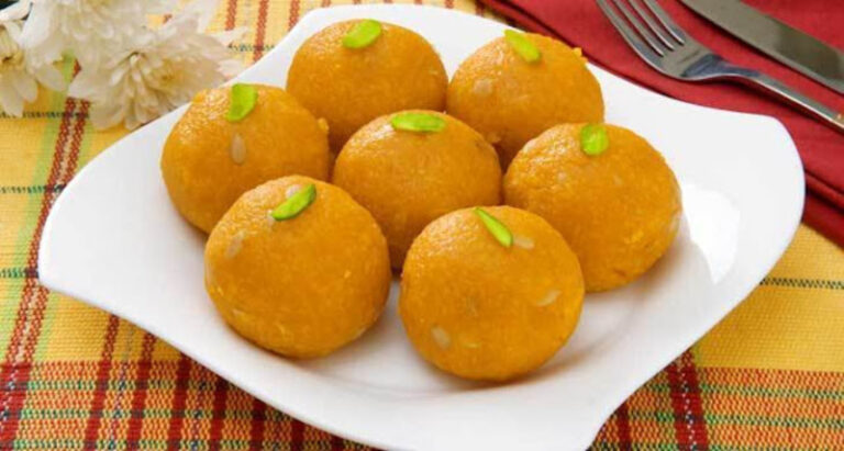 Besan Ladoo Recipe